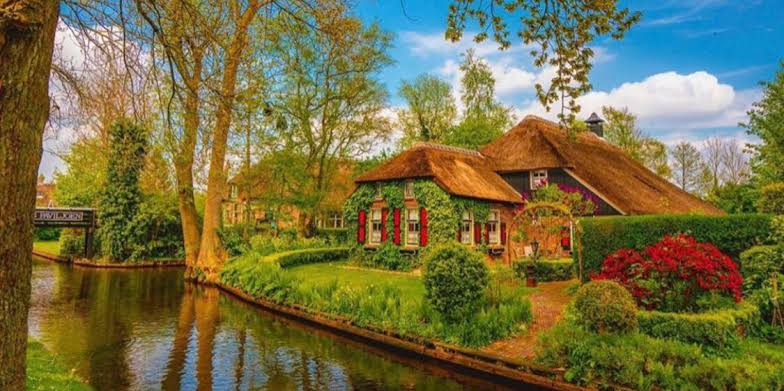 Netherlands — Giethoorn